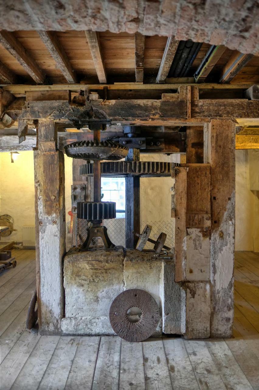 布什米尔斯Kiln Wing, Old Corn Mill别墅 外观 照片